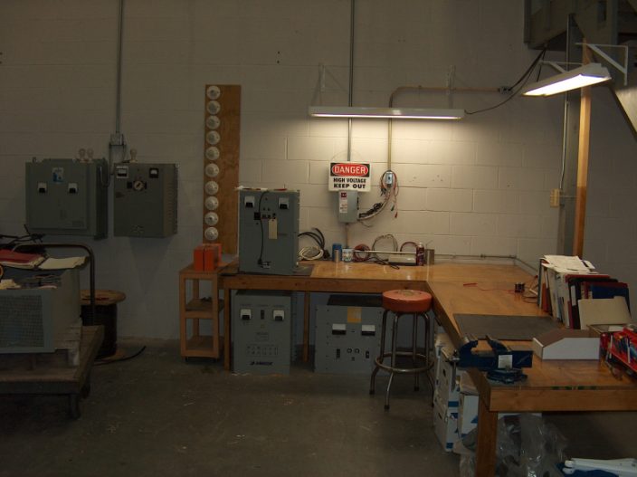 Shewmaker-Electronics-Station-Charger-Area1